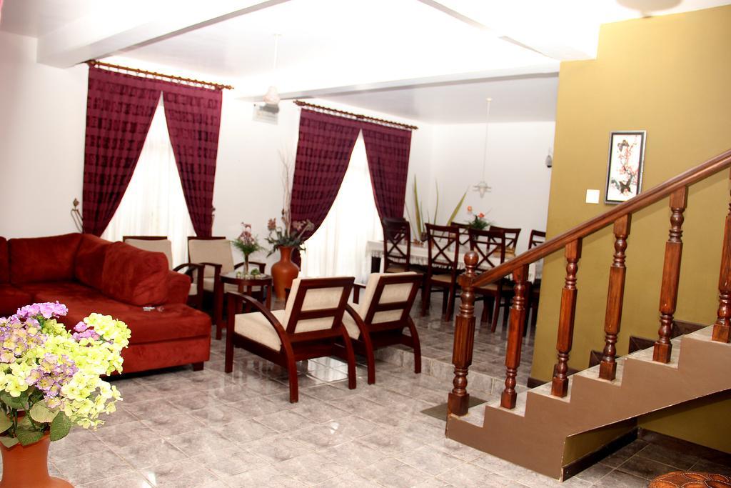 Perera Homestay Nuwara Eliya Zewnętrze zdjęcie