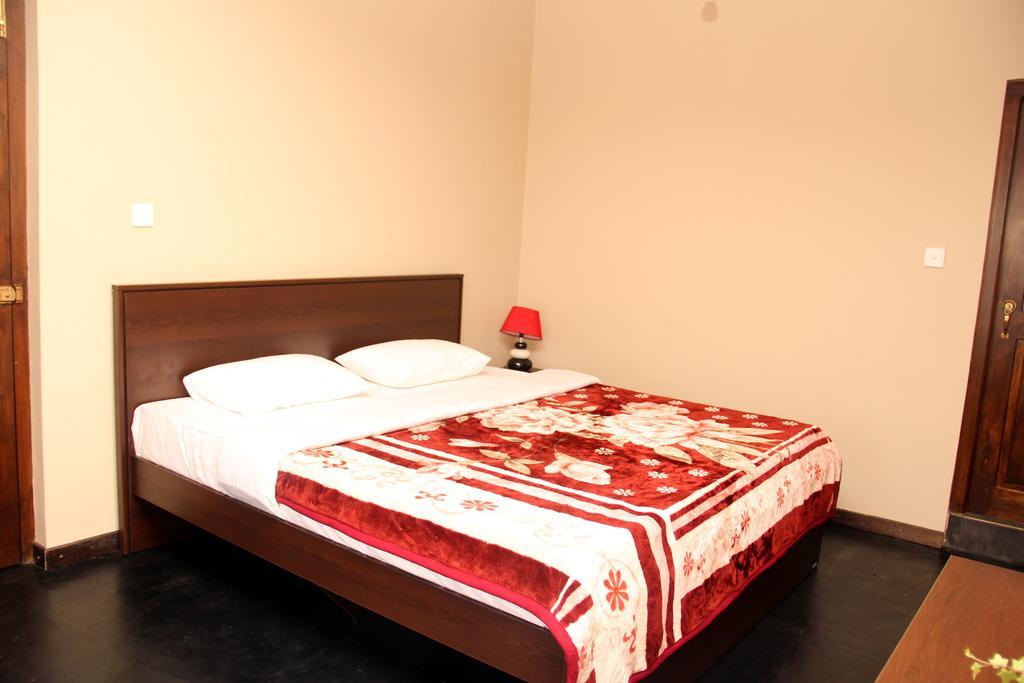 Perera Homestay Nuwara Eliya Zewnętrze zdjęcie